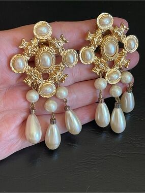 Vintage Ellen Designs faux Pearl Drop Statement Earrings